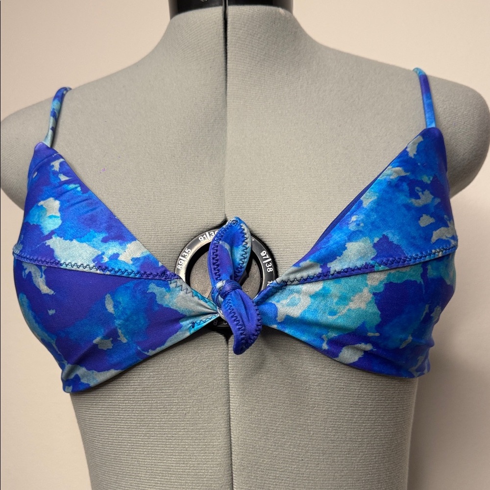 Vix Paula Hermanny Blue Camo Bikini Set Cheeky Beaded Bottom Size S / Top - L - Picture 9 of 12